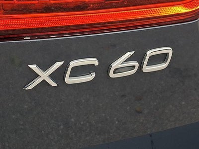 2024 Volvo XC60 Recharge Plug-In Hybrid T8 eAWD PHEV Plus Dark Theme