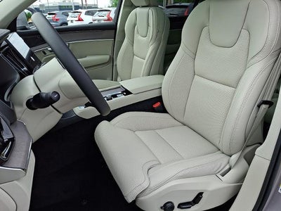 2026 Volvo XC90 Plug-In Hybrid T8 AWD Ultra 6-Seater