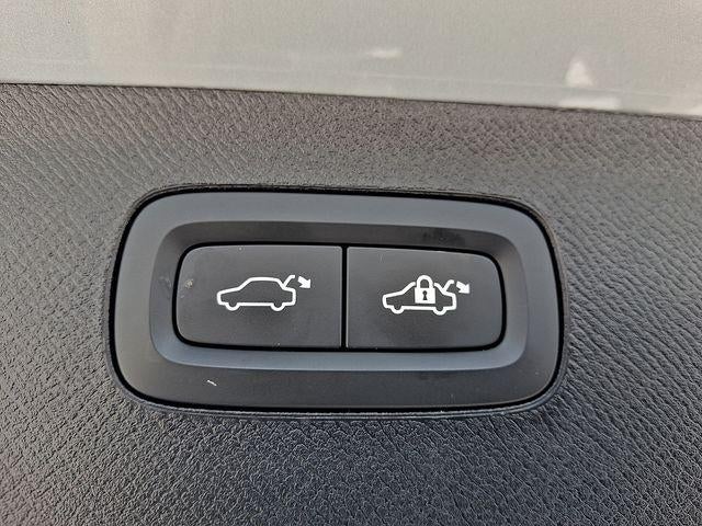 2024 Volvo XC90 Recharge Plug-In Hybrid T8 eAWD PHEV Ultimate 6P