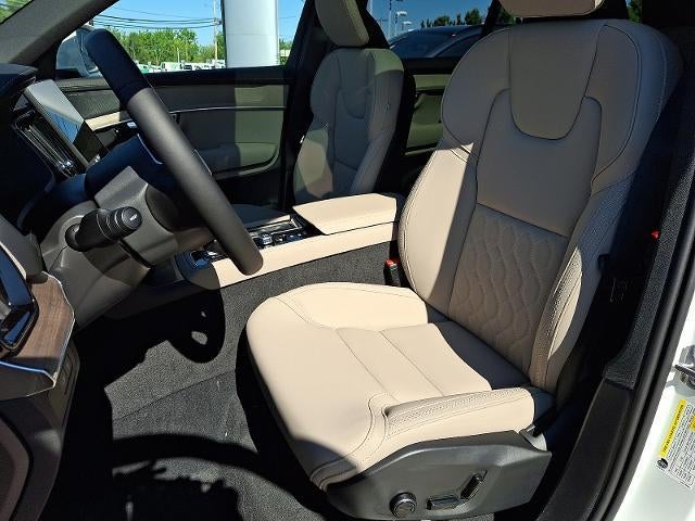2026 Volvo XC90 Plug-In Hybrid T8 AWD Plus 7-Seater