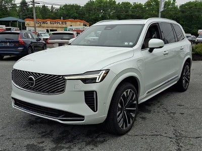 2026 Volvo XC90 Plug-In Hybrid T8 AWD Plus 7-Seater