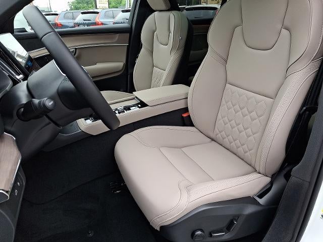 2026 Volvo XC90 Plug-In Hybrid T8 AWD Plus 7-Seater