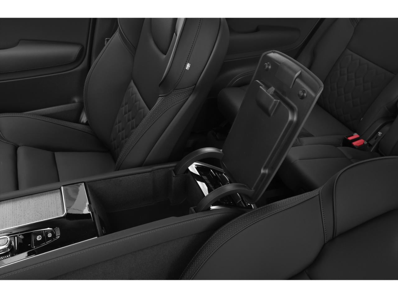 2026 Volvo XC90 Plug-In Hybrid T8 AWD Plus 7-Seater