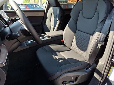 2026 Volvo XC90 Plug-In Hybrid T8 AWD Plus 7-Seater