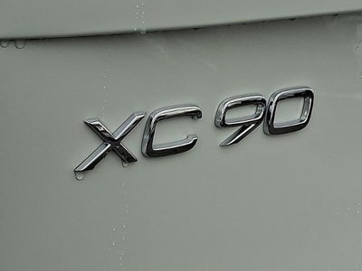 2026 Volvo XC90 Plug-In Hybrid T8 AWD Ultra Dark Theme 7-Seater