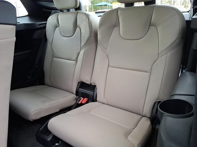 2026 Volvo XC90 Plug-In Hybrid T8 AWD Ultra Dark Theme 7-Seater