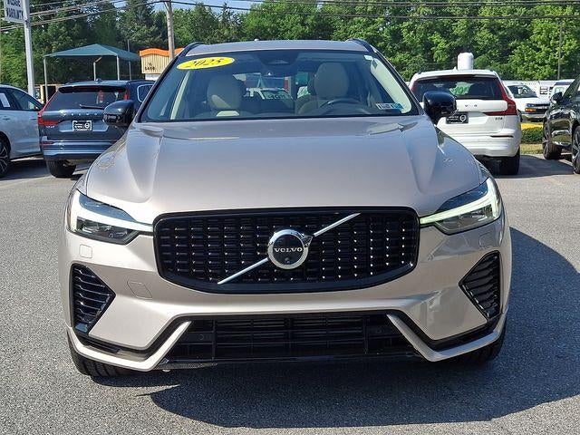 2025 Volvo XC60 Plug-In Hybrid T8 AWD Plus