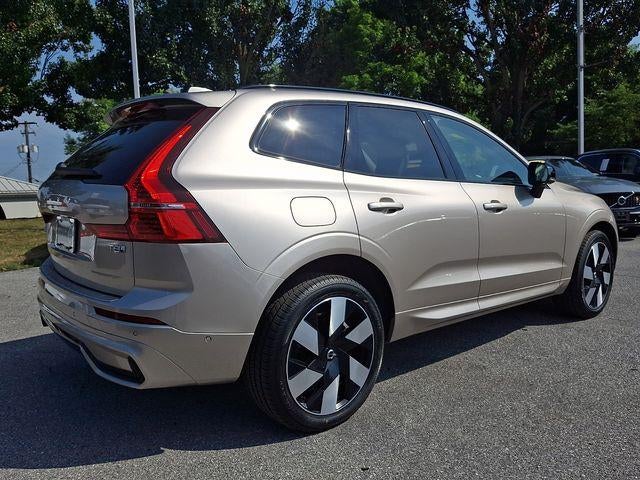 2025 Volvo XC60 Plug-In Hybrid T8 AWD Plus