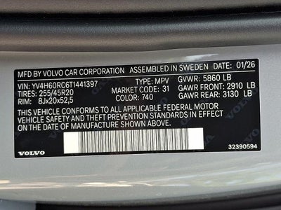 2026 Volvo XC60 Plug-In Hybrid T8 AWD Plus