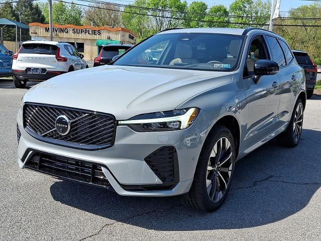 2026 Volvo XC60 Plug-In Hybrid T8 AWD Plus
