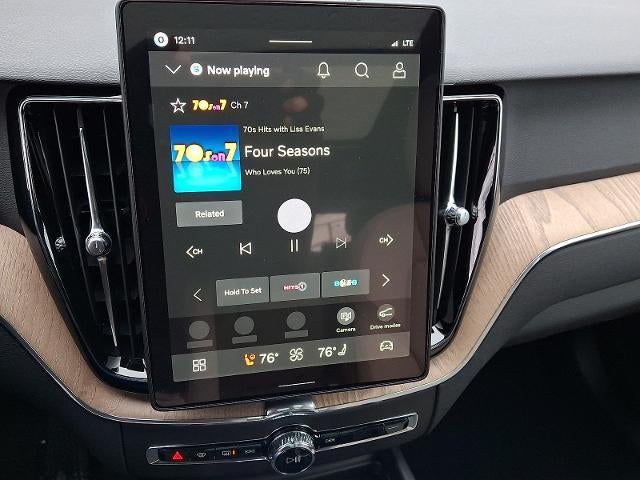 2026 Volvo XC60 Plug-In Hybrid T8 AWD Plus