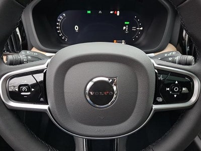 2026 Volvo XC60 Plug-In Hybrid T8 AWD Plus