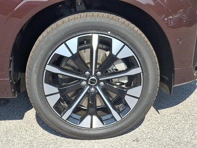 2026 Volvo XC60 Plug-In Hybrid T8 AWD Plus