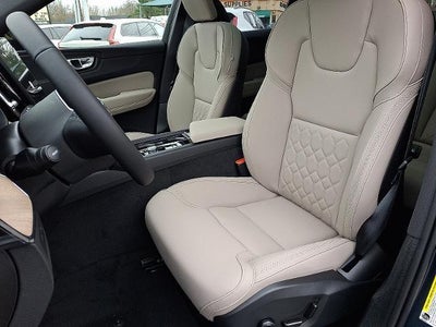 2026 Volvo XC60 Plug-In Hybrid T8 AWD Plus