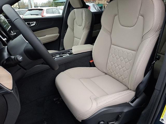 2026 Volvo XC60 Plug-In Hybrid T8 AWD Plus