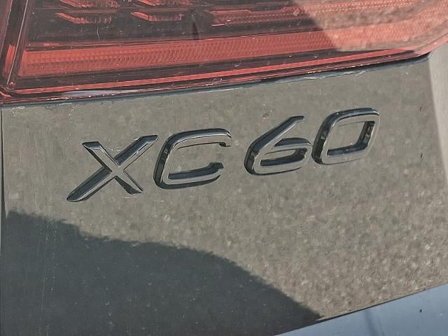 2026 Volvo XC60 Plug-In Hybrid T8 AWD Ultra Black Edition