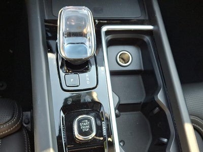 2026 Volvo XC60 Plug-In Hybrid T8 AWD Ultra Black Edition