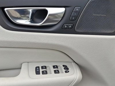 2026 Volvo XC60 Plug-In Hybrid T8 AWD Ultra