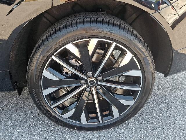 2026 Volvo XC60 Plug-In Hybrid T8 AWD Ultra