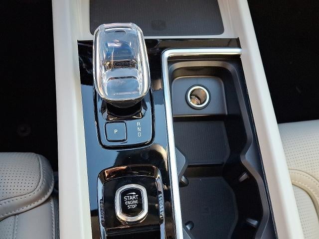 2026 Volvo XC60 Plug-In Hybrid T8 AWD Ultra