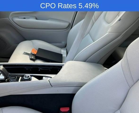 2024 Volvo XC90 B5 AWD Plus Bright Theme 7P