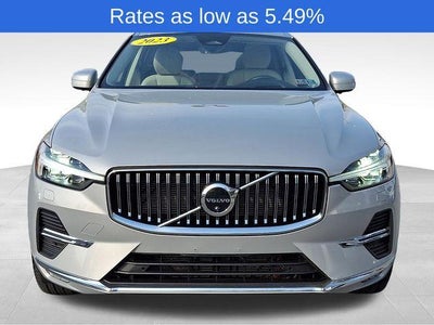 2023 Volvo XC60 B5 AWD Ultimate Bright Theme