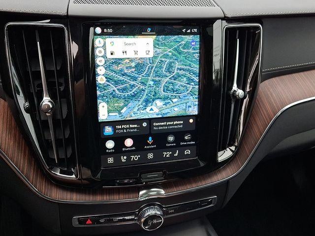 2023 Volvo XC60 B5 AWD Ultimate Bright Theme