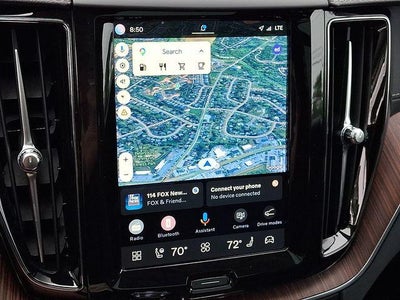 2023 Volvo XC60 B5 AWD Ultimate Bright Theme