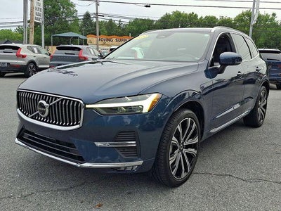 2023 Volvo XC60 B5 AWD Ultimate Bright Theme