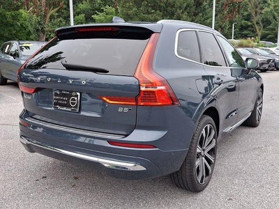 2023 Volvo XC60 B5 AWD Ultimate Bright Theme