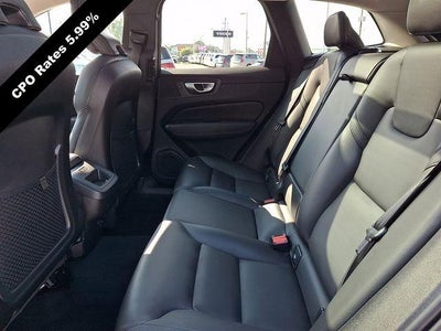 2024 Volvo XC60 B5 AWD Core Dark Theme