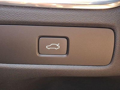 2024 Volvo XC60 B5 AWD Core Dark Theme