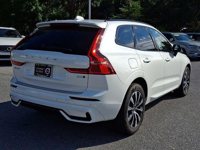 2024 Volvo XC60 B5 AWD Core Dark Theme
