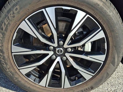 2024 Volvo XC60 B5 AWD Core Dark Theme