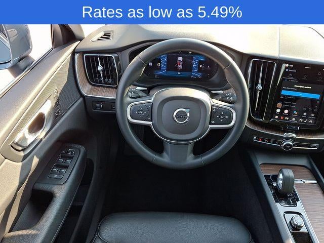 2022 Volvo XC60 B5 AWD Momentum