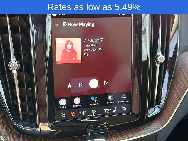 2022 Volvo XC60 B5 AWD Momentum