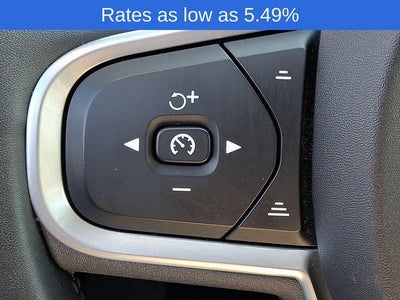 2022 Volvo XC60 B5 AWD Momentum