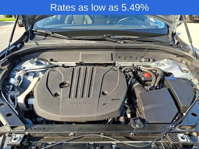 2022 Volvo XC60 B5 AWD Momentum