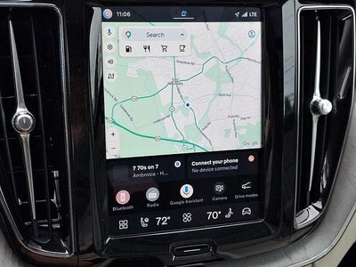 2024 Volvo XC60 B5 AWD Plus Dark Theme
