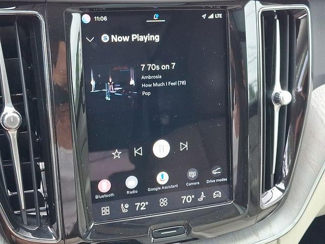 2024 Volvo XC60 B5 AWD Plus Dark Theme