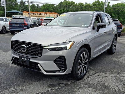 2024 Volvo XC60 B5 AWD Plus Dark Theme