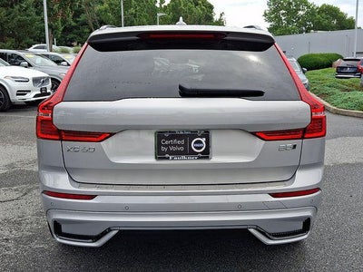 2024 Volvo XC60 B5 AWD Plus Dark Theme