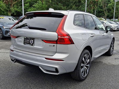 2024 Volvo XC60 B5 AWD Plus Dark Theme