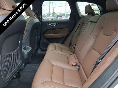 2024 Volvo XC60 B5 AWD Plus Dark Theme