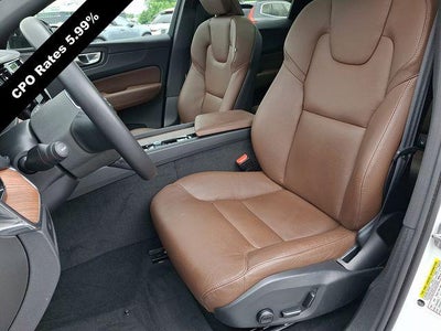 2024 Volvo XC60 B5 AWD Plus Dark Theme