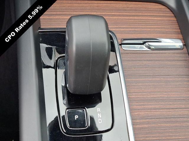 2024 Volvo XC60 B5 AWD Plus Dark Theme