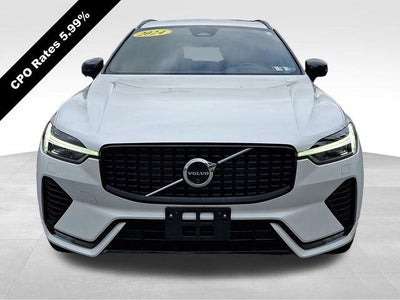 2024 Volvo XC60 B5 AWD Plus Dark Theme