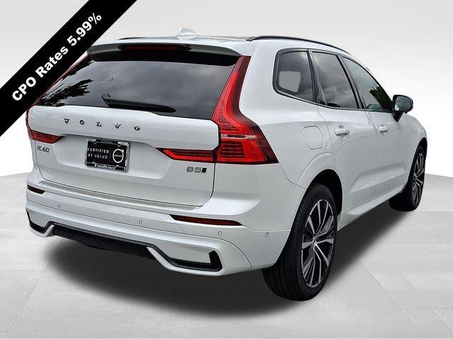 2024 Volvo XC60 B5 AWD Plus Dark Theme