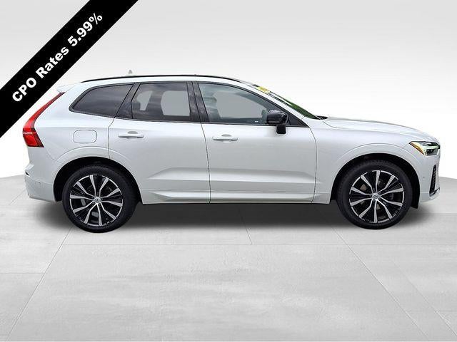 2024 Volvo XC60 B5 AWD Plus Dark Theme