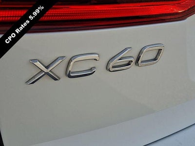 2024 Volvo XC60 B5 AWD Plus Dark Theme